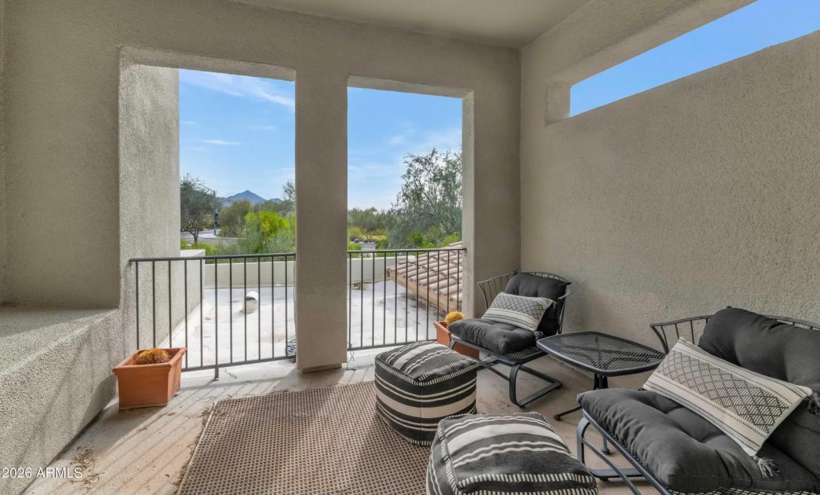 Real Estate Picture 25