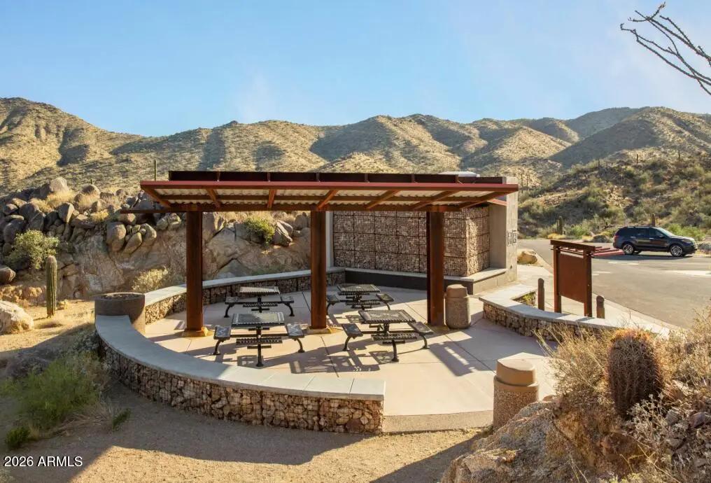 Real Estate Picture 22