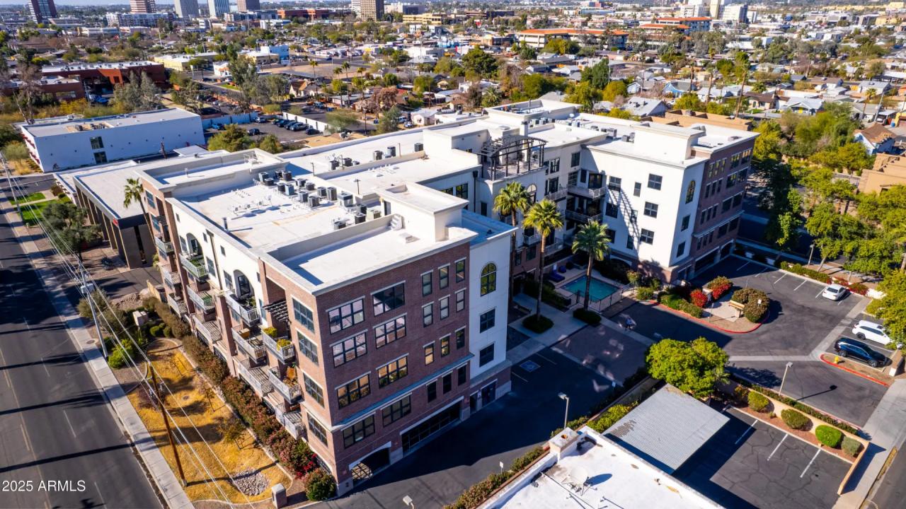 Real Estate Picture 21