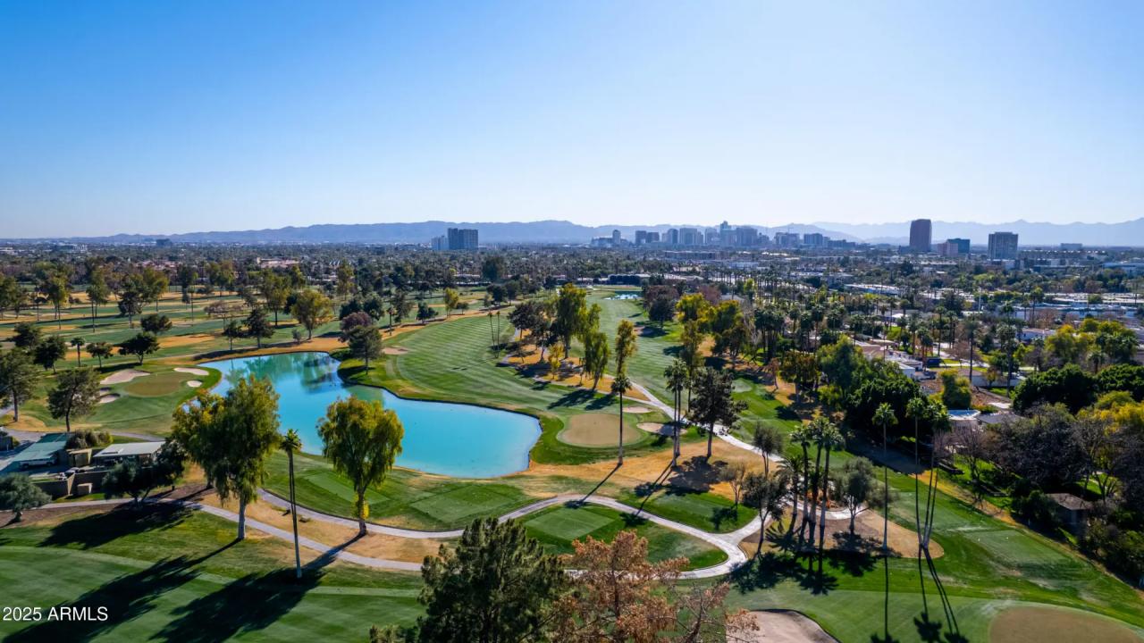 Real Estate Picture 26