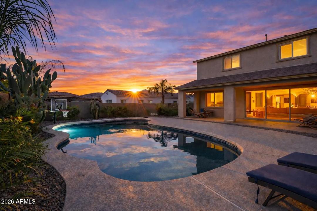 Real Estate Picture 2