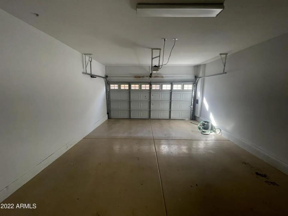 Real Estate Picture 19