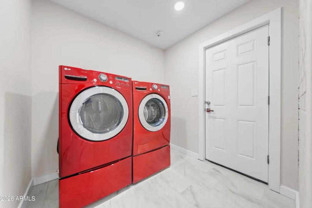 Real Estate Picture 36