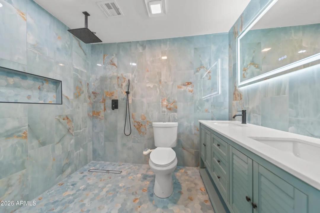 Real Estate Picture 25