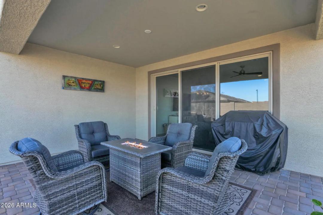 Real Estate Picture 13