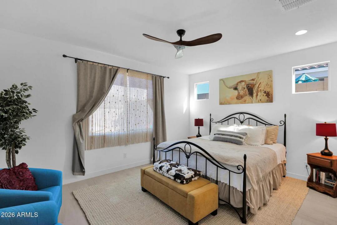 Real Estate Picture 21