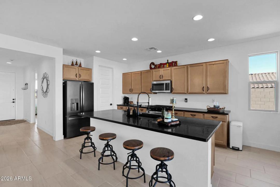 Real Estate Picture 29