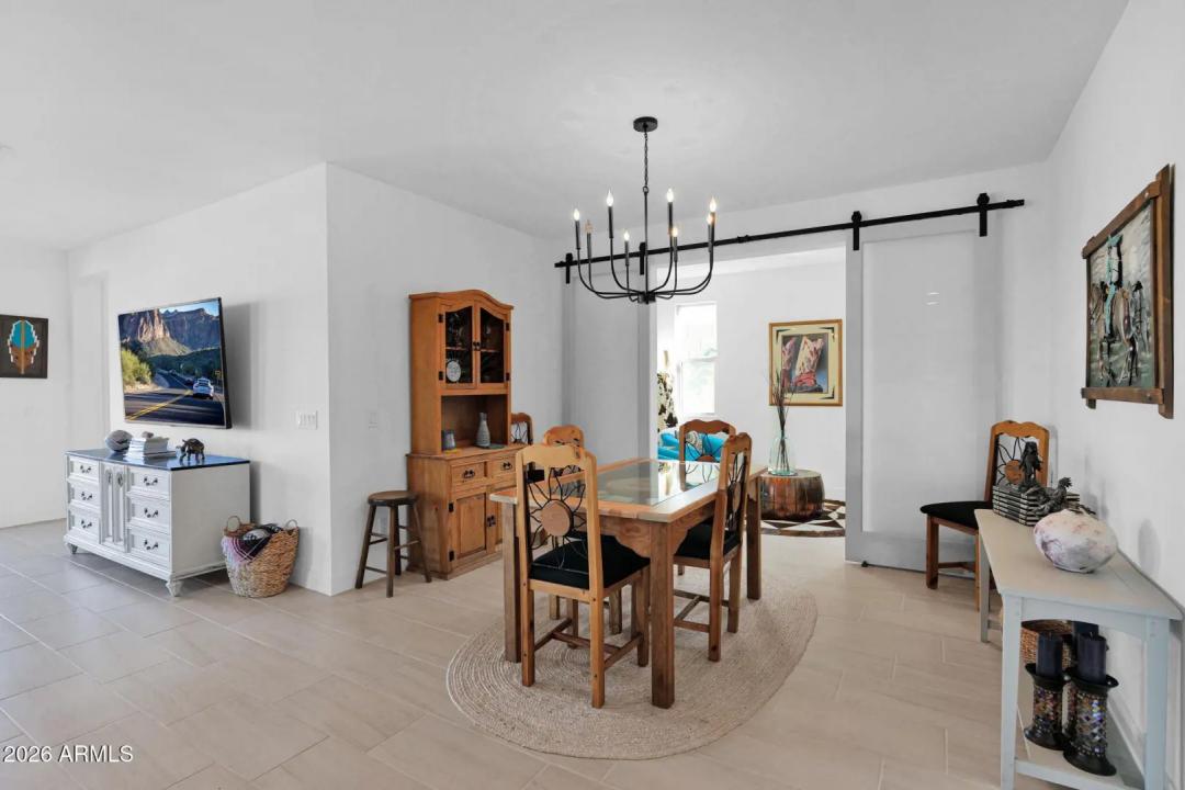 Real Estate Picture 32