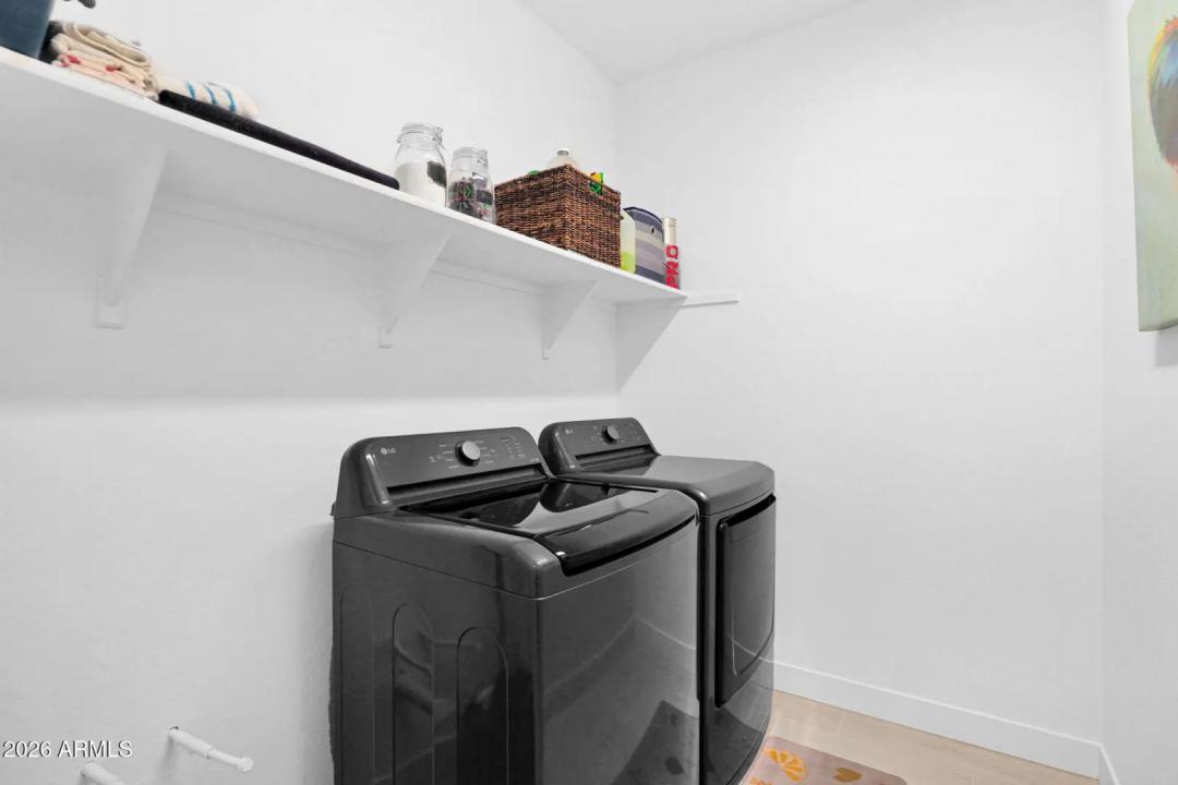 Real Estate Picture 35