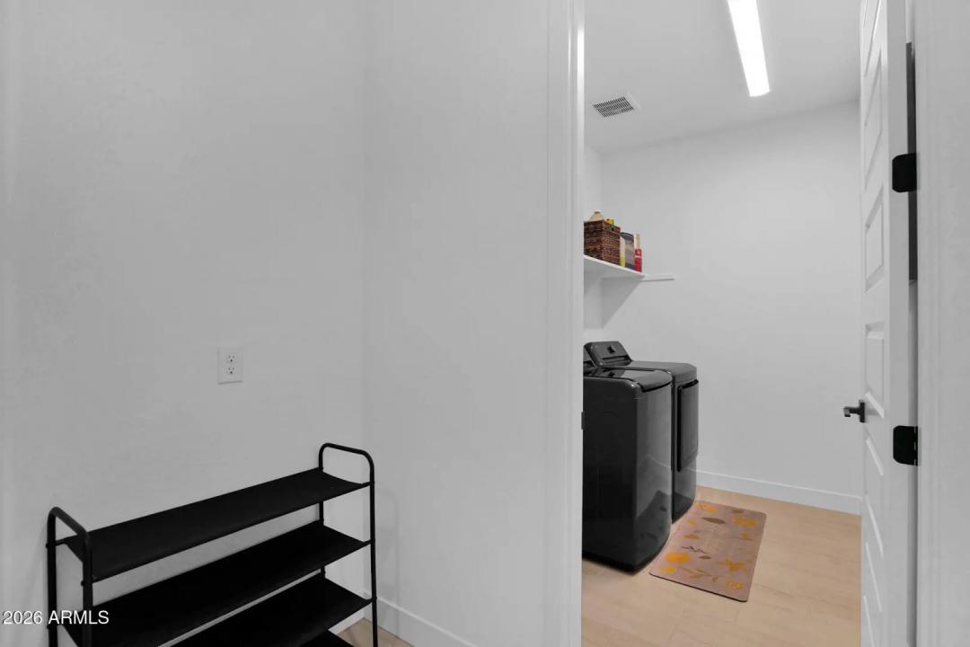 Real Estate Picture 36