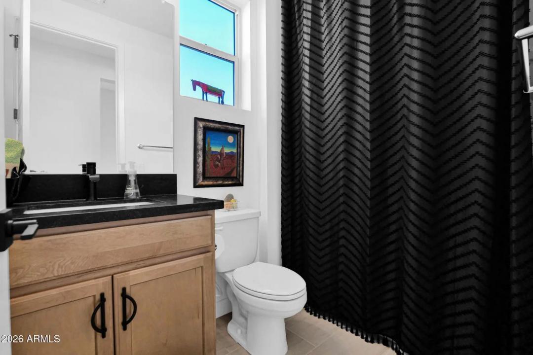 Real Estate Picture 37