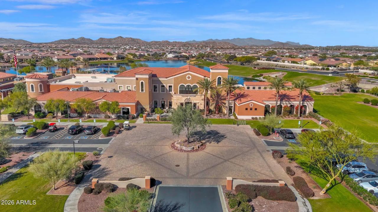 Real Estate Picture 39