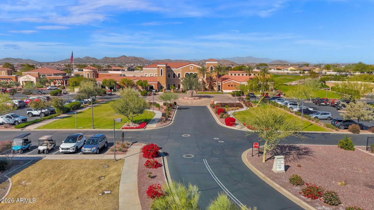 Real Estate Picture 40