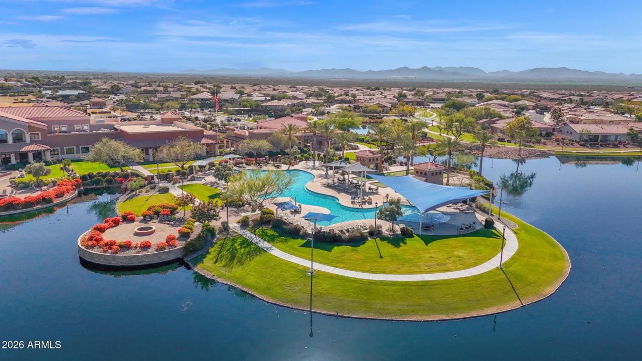 Real Estate Picture 48