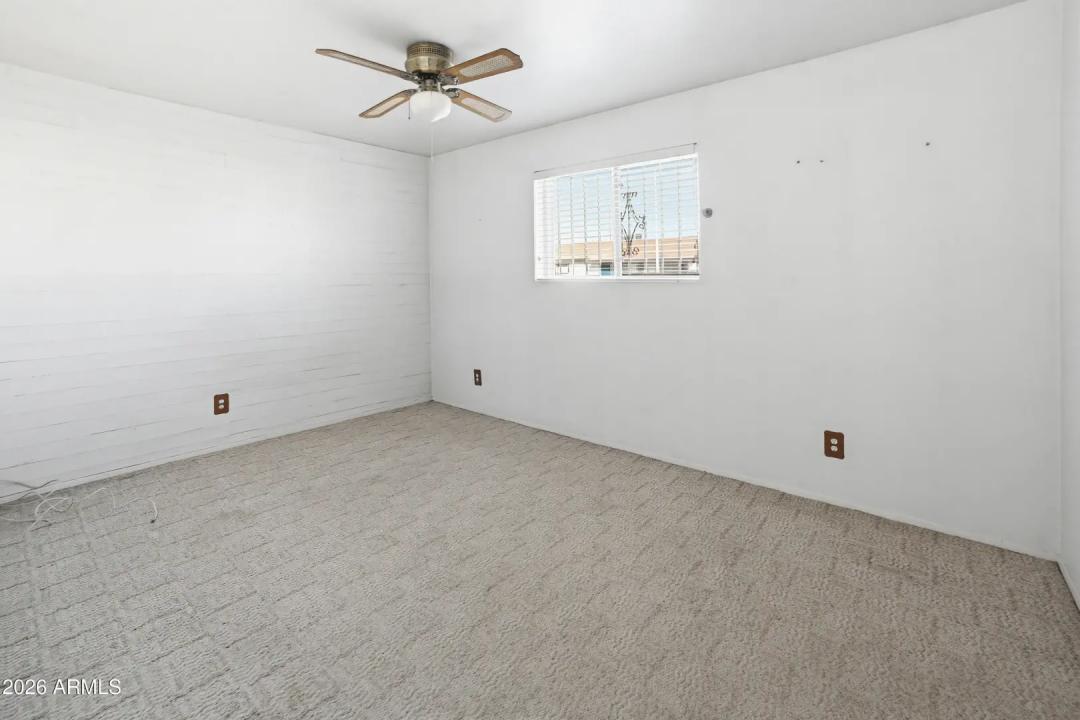 Real Estate Picture 19