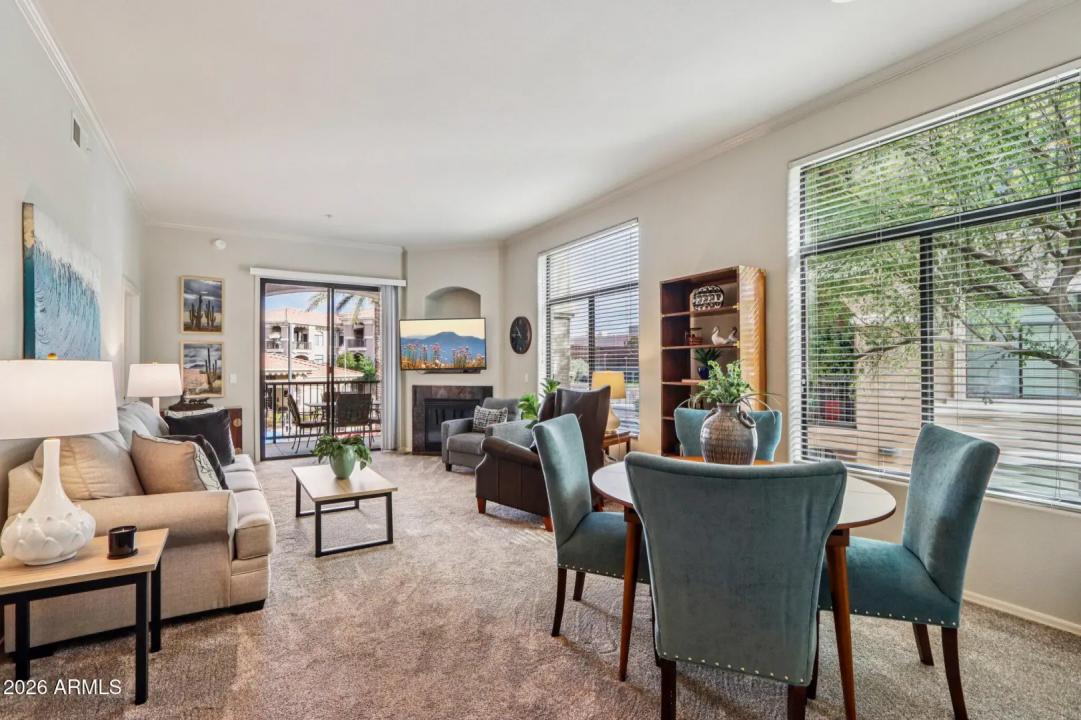 Real Estate Picture 9