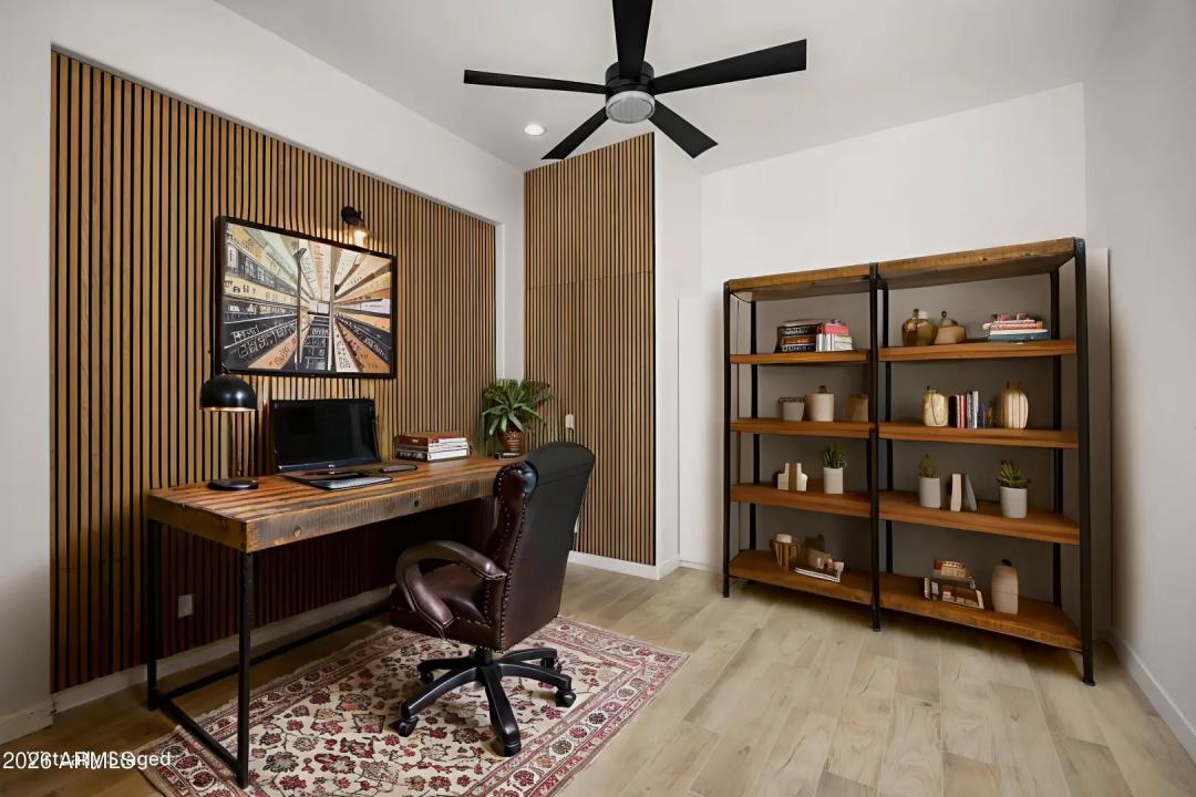 Real Estate Picture 14