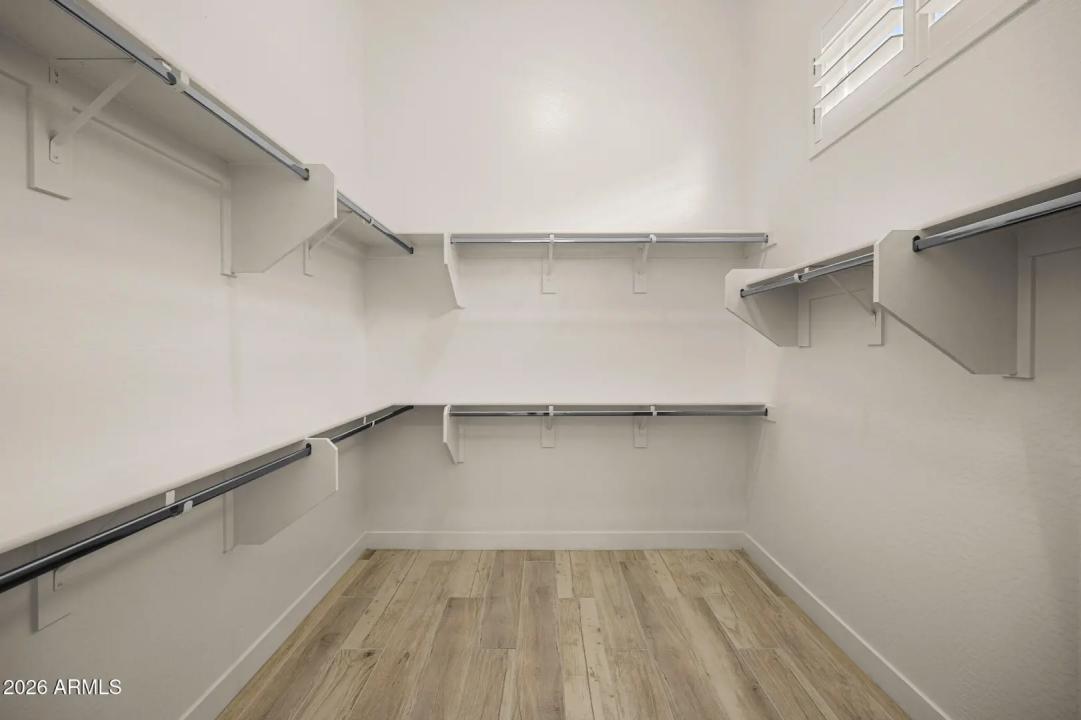 Real Estate Picture 19