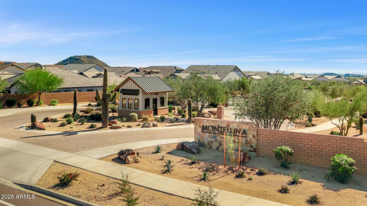 Real Estate Picture 39