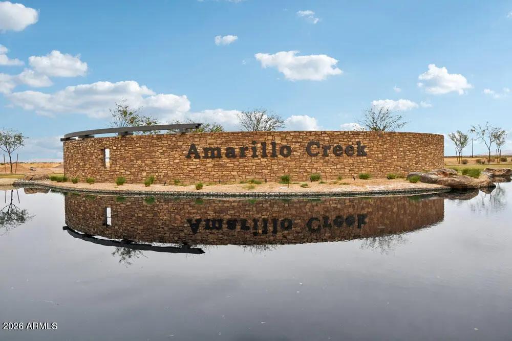 Real Estate Picture 11