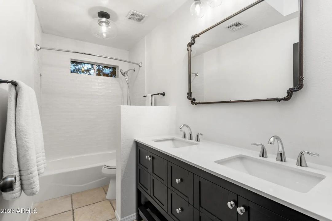 Real Estate Picture 31