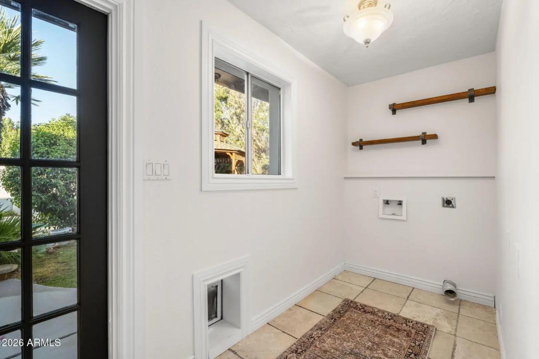 Real Estate Picture 41