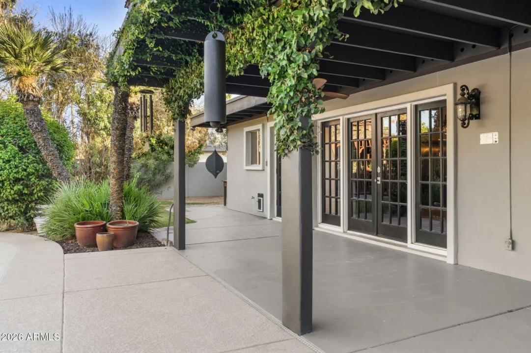 Real Estate Picture 42