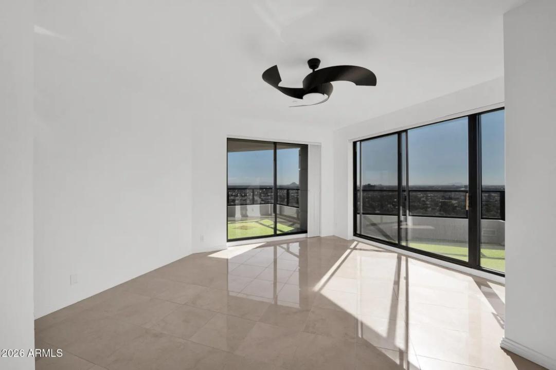 Real Estate Picture 22