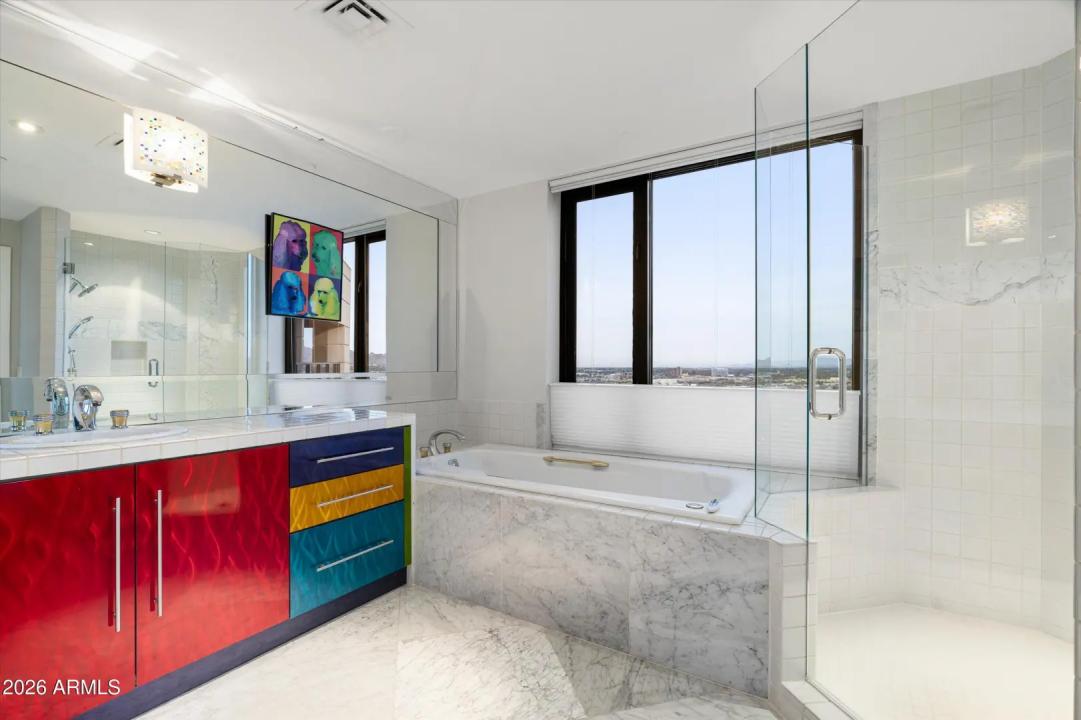 Real Estate Picture 25