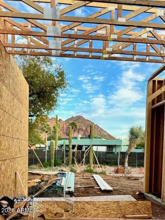 Real Estate Picture 7