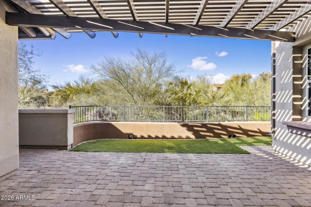 Real Estate Picture 19