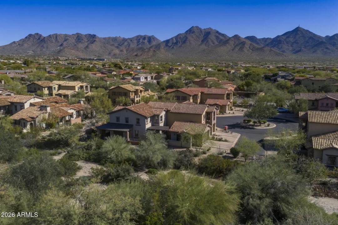 Real Estate Picture 28