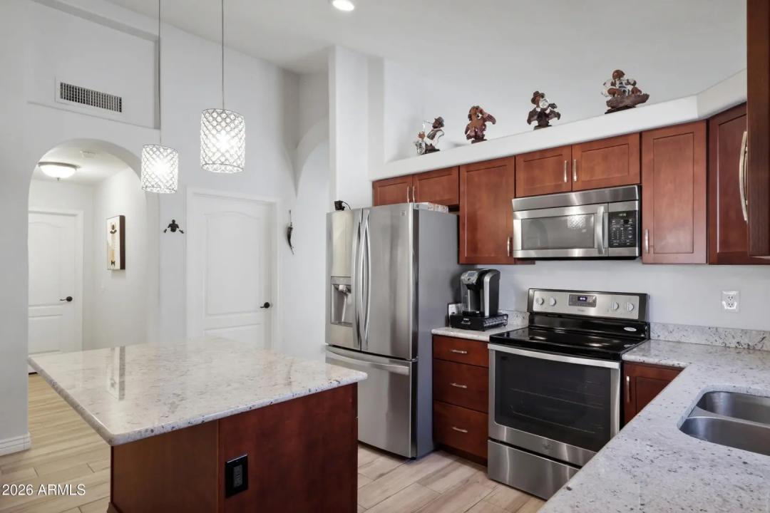 Real Estate Picture 10