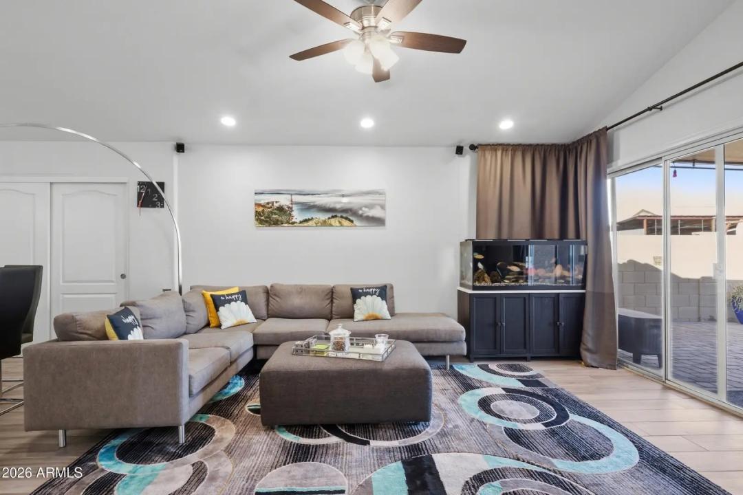 Real Estate Picture 13