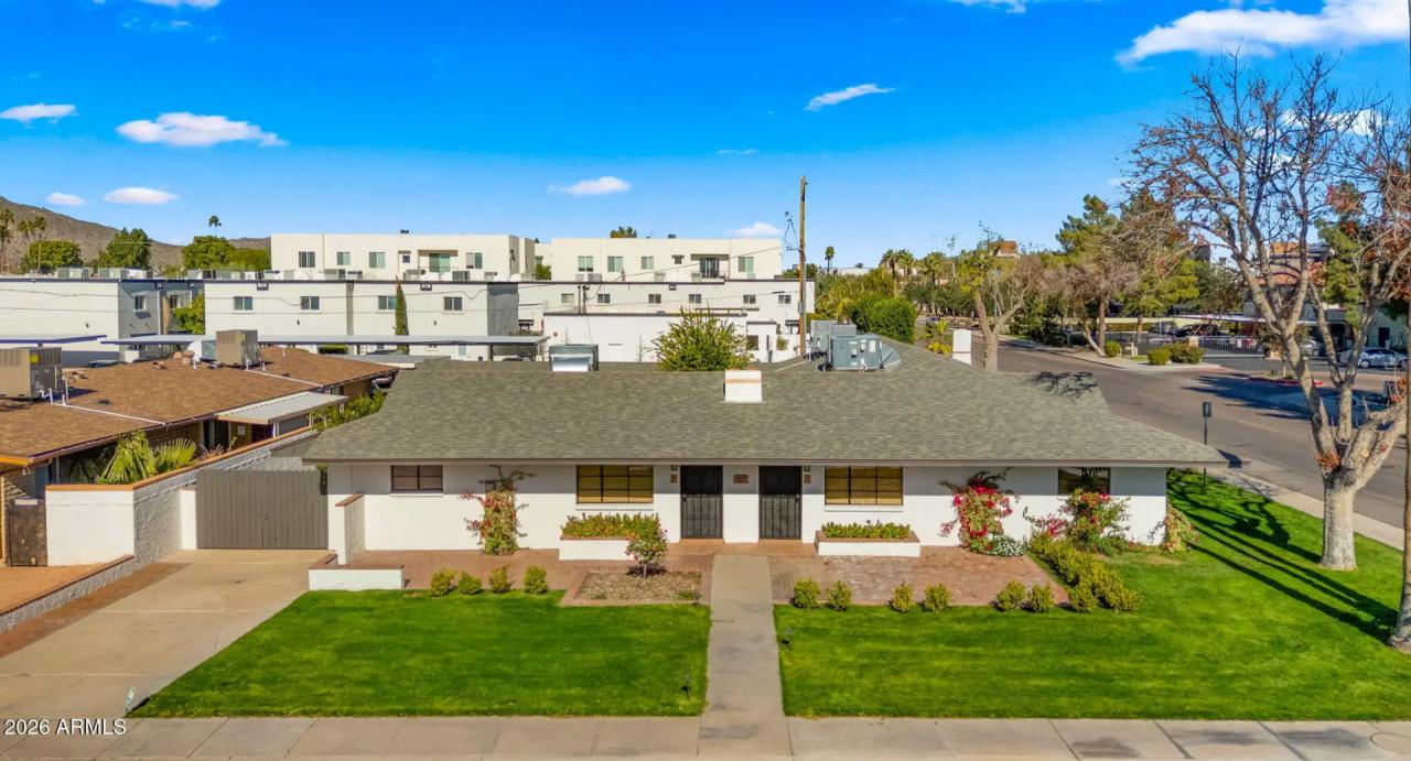 6950 E EARLL Drive Scottsdale AZ 85251