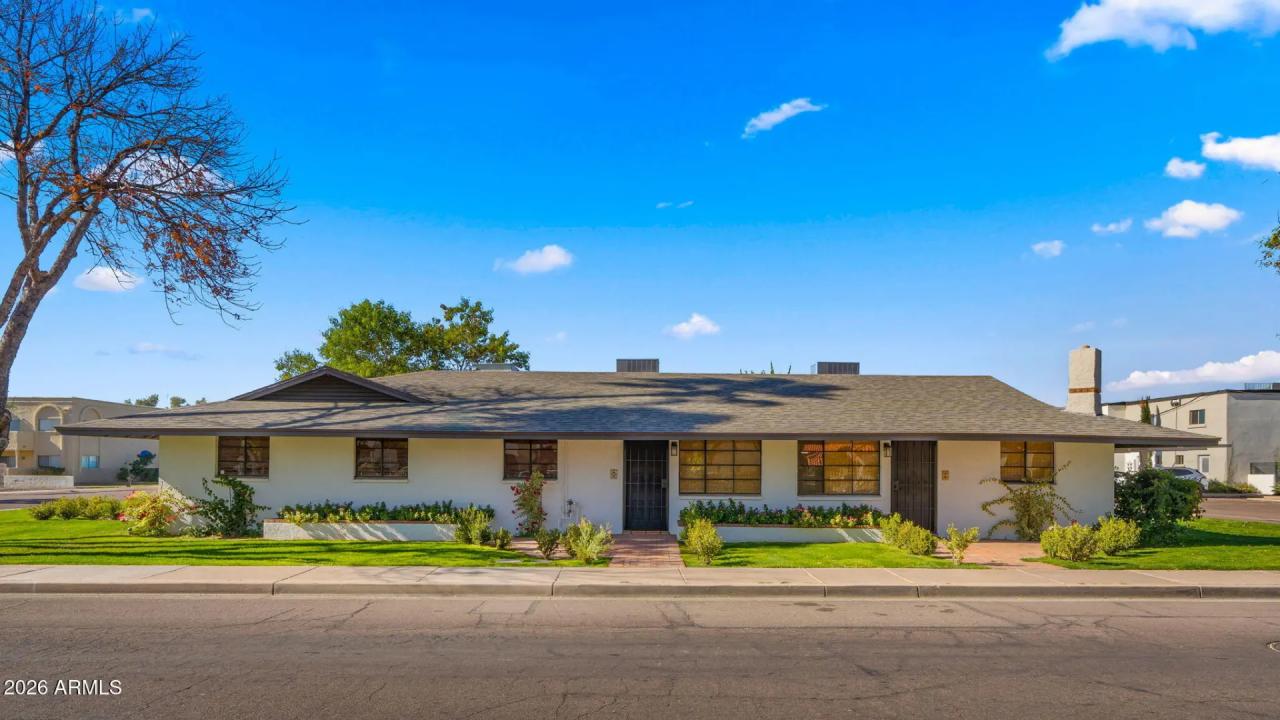 Real Estate Picture 7