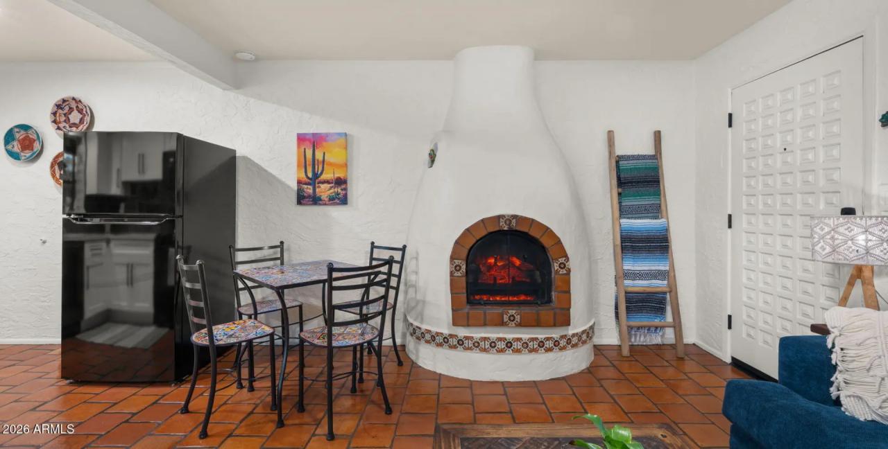 Real Estate Picture 12