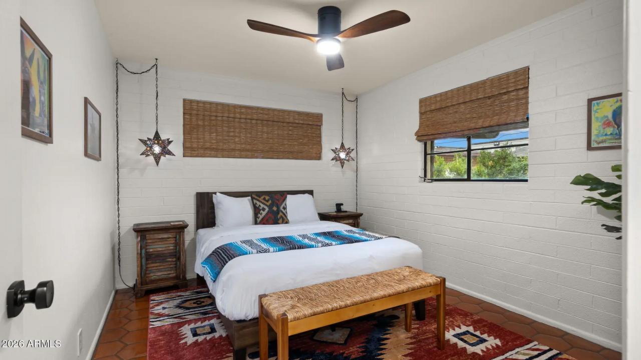 Real Estate Picture 20