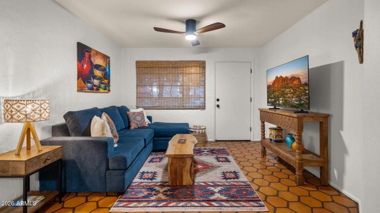 Real Estate Picture 38