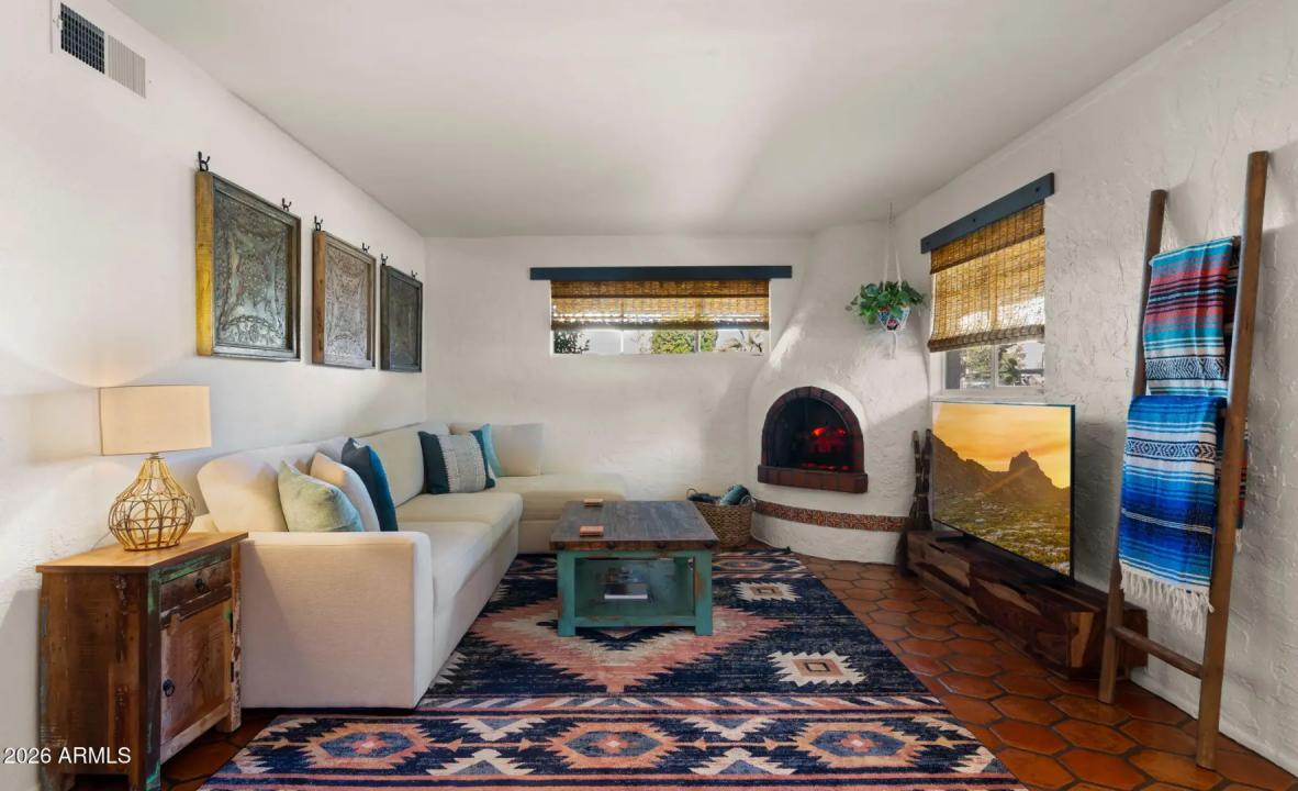 Real Estate Picture 53