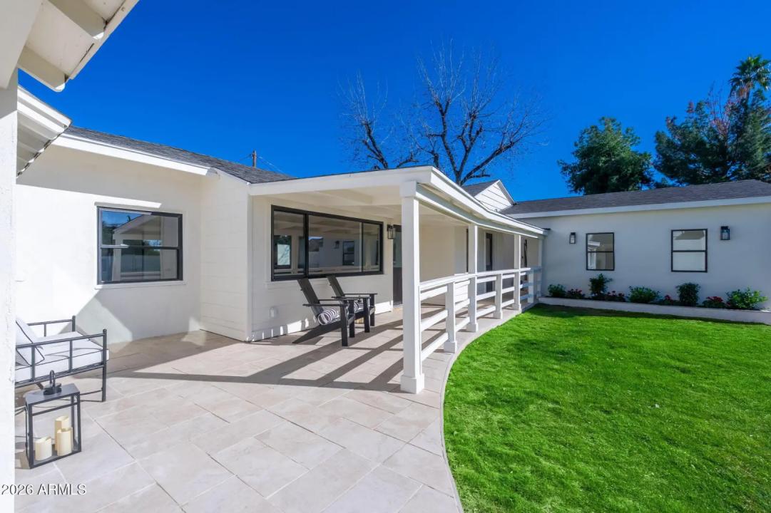 Real Estate Picture 30