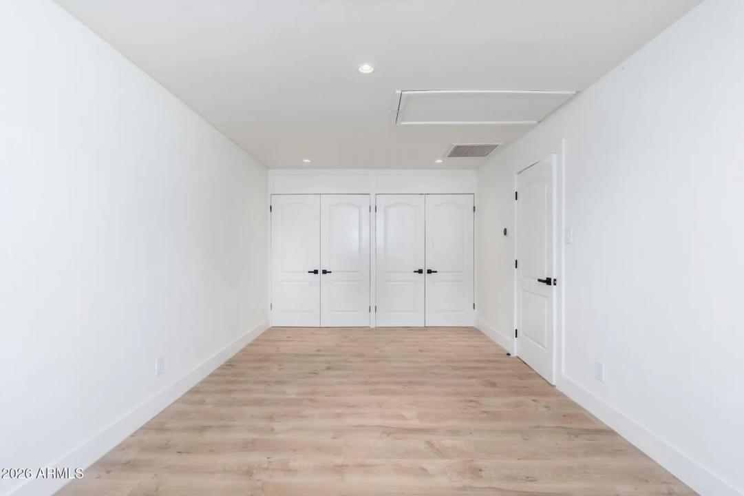 Real Estate Picture 20