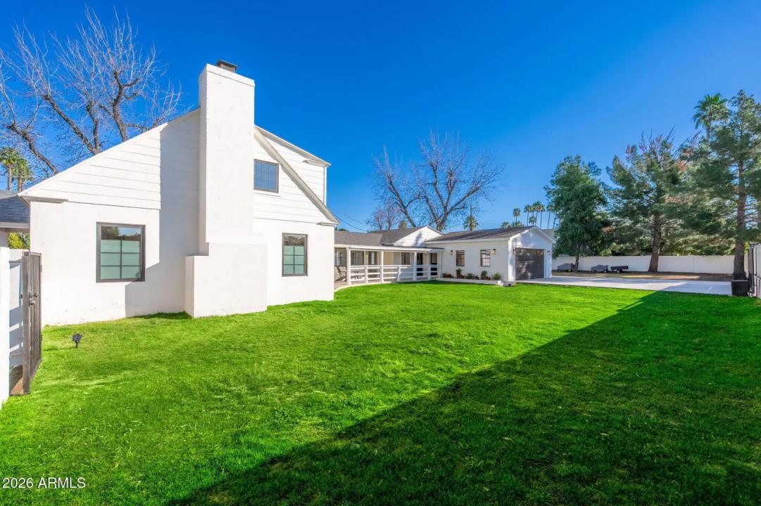 Real Estate Picture 35