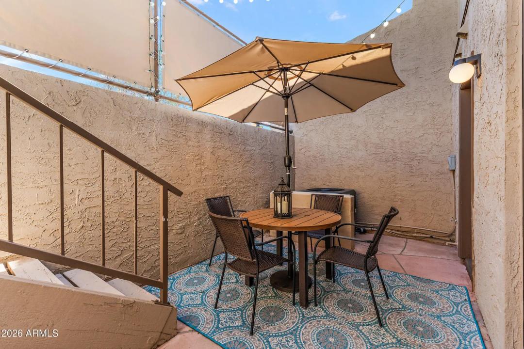 Real Estate Picture 32