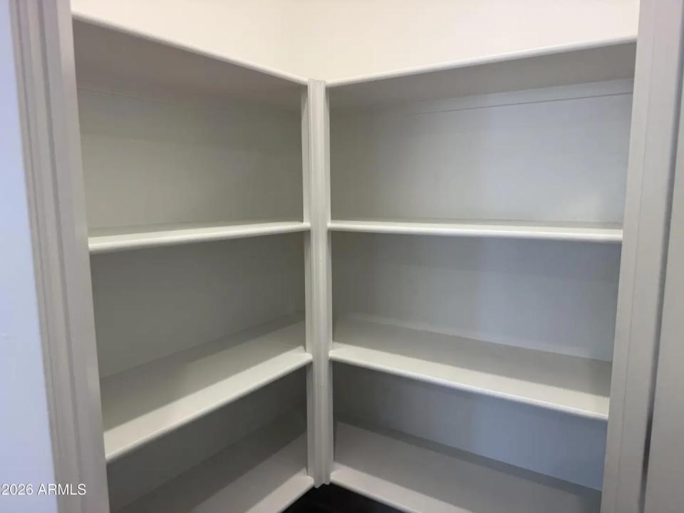 Real Estate Picture 6