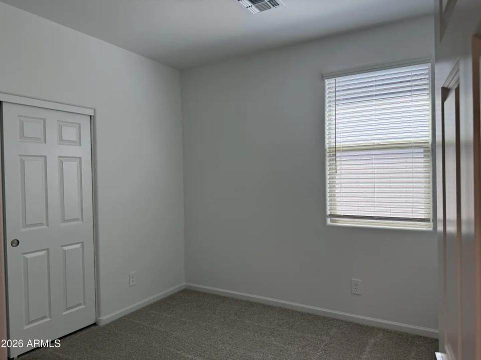 Real Estate Picture 11