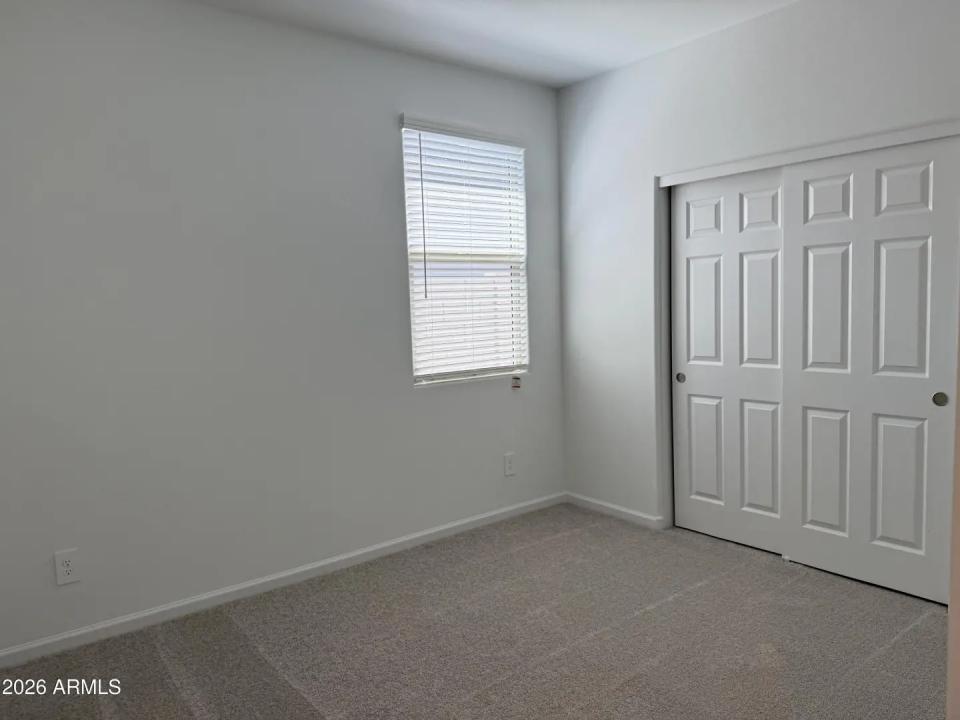 Real Estate Picture 12
