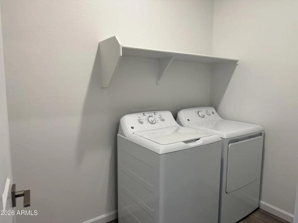 Real Estate Picture 15
