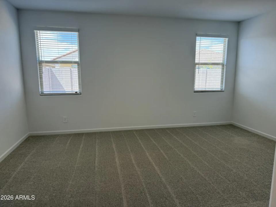 Real Estate Picture 17