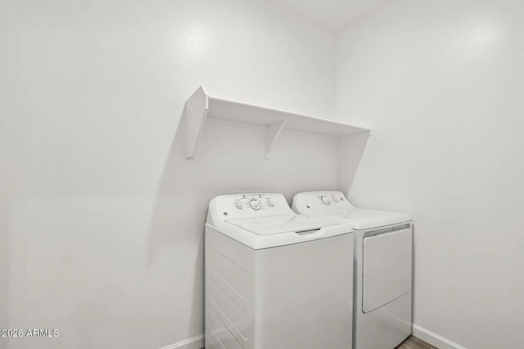 Real Estate Picture 24